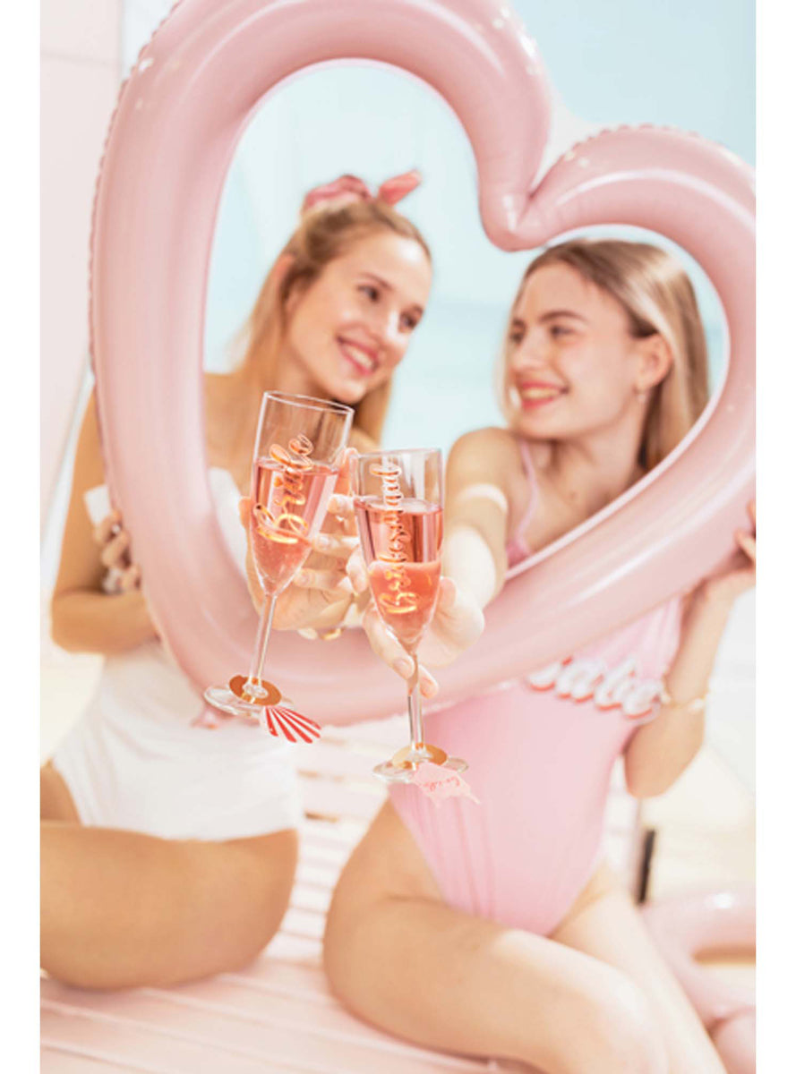 Beach Party 10 Pack Pink Swimsuit Bride Hens Party Drink Tags — Lifestyle Image 2