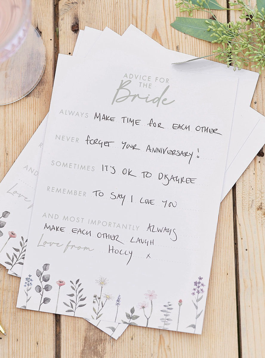 hens night party bride advice cards - lifestyle image
