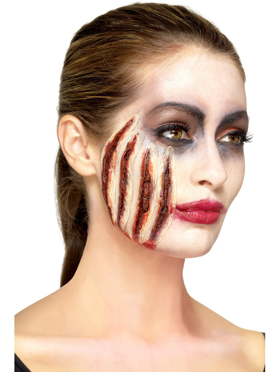 Claw Scratch Halloween Latex Prosthetic Wounds - Step 3 Image