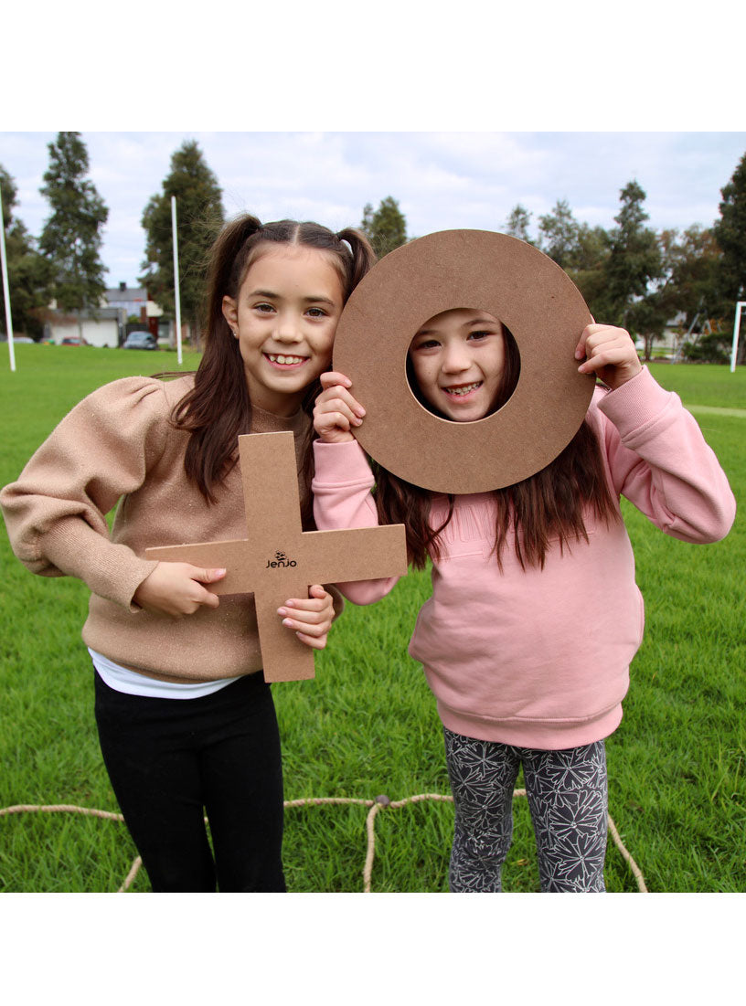 Giant Naughts And Crosses 150cm Outdoor Party Game - Lifestyle Image 2