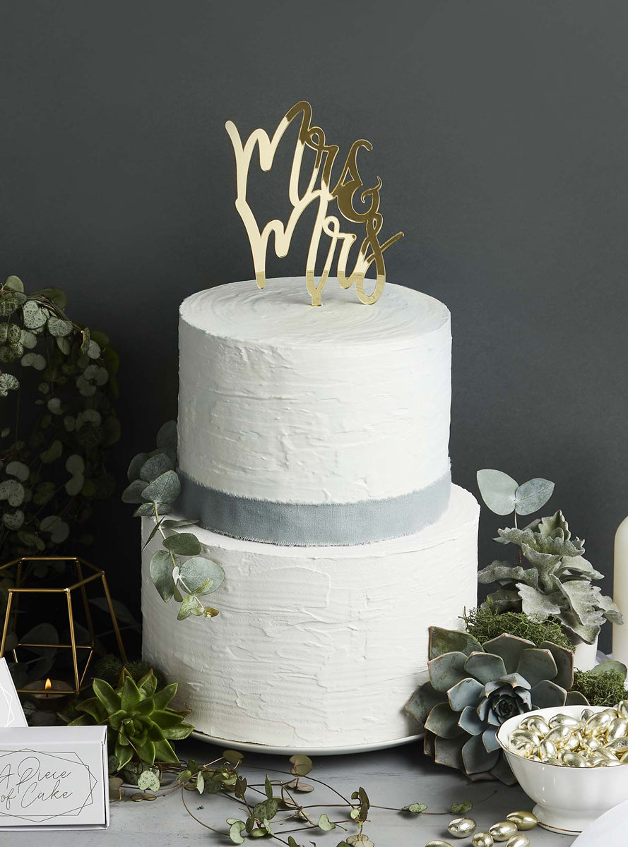 Mr and Mrs 20cm Gold Acrylic Cake Topper - Lifestyle Image