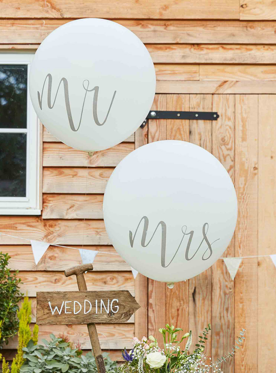 Rustic Country Wedding 2 Pack White Mr and Mrs 90cm Latex Balloons – Lifestyle Image