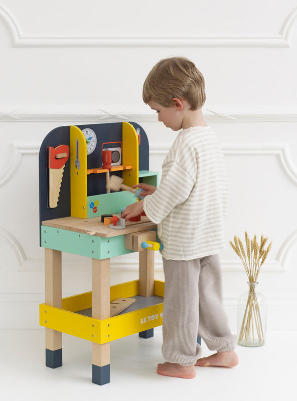 Alexs Toy Work Bench Childrens Wooden Play Set - Lifestyle Image 2