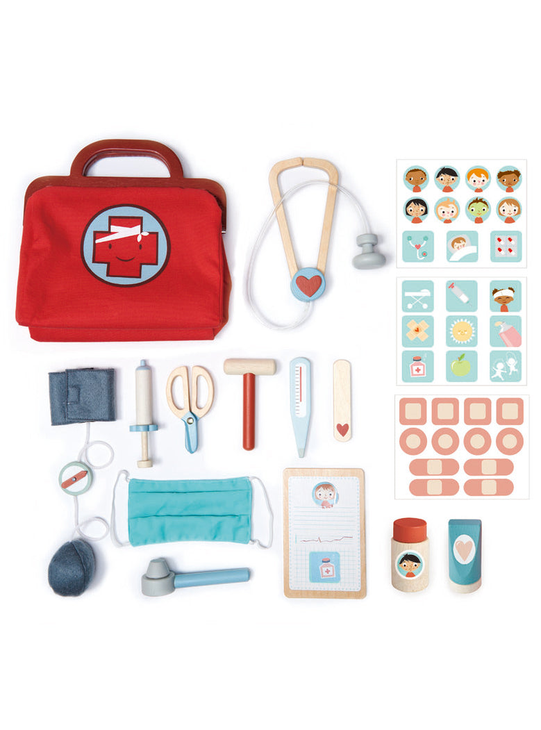 Childrens Wooden Doctors Set With Bag - Alternate Image 1