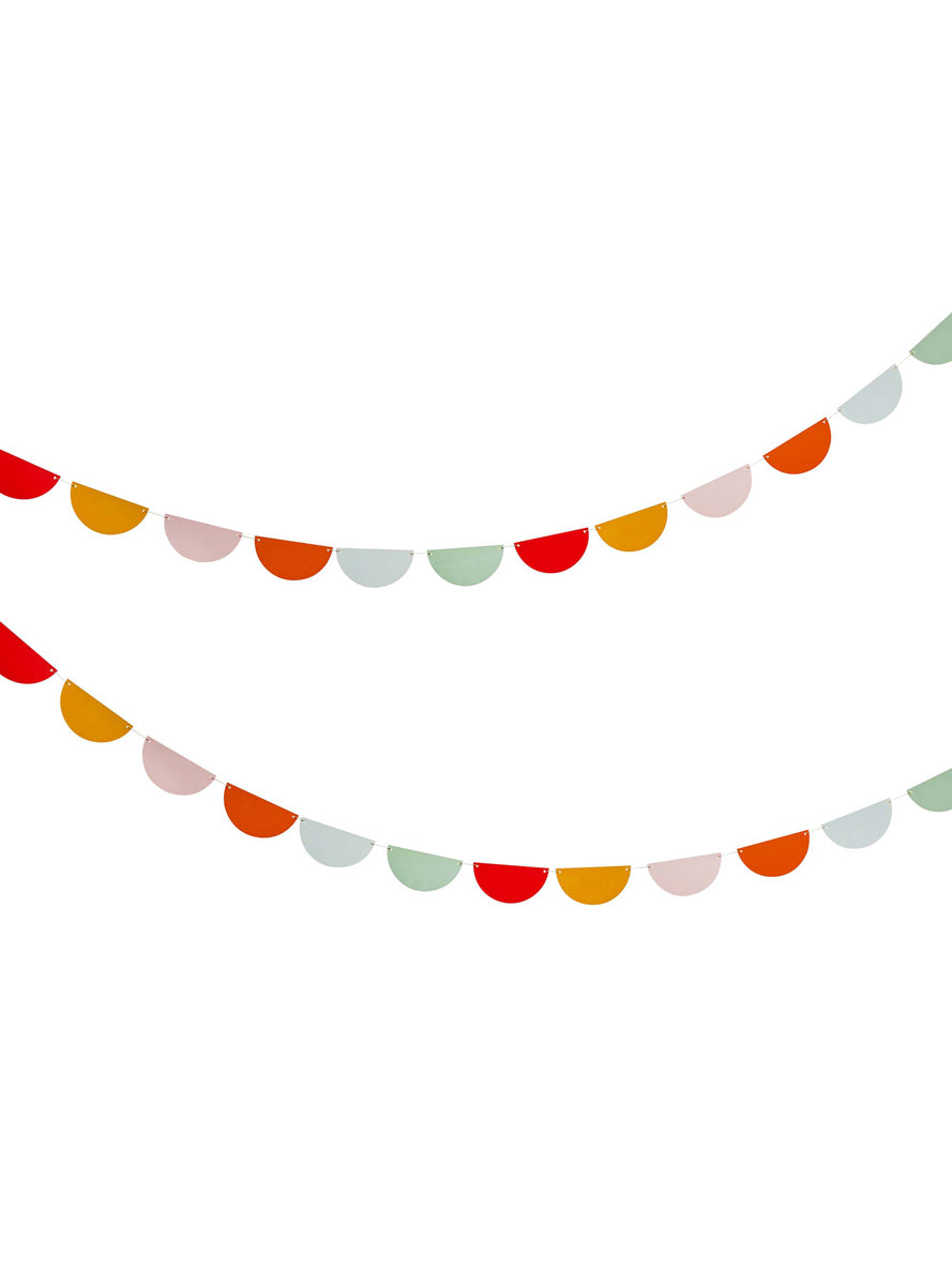 Circus Party 4m Long Rainbow Scalloped Card Garland — Main Image