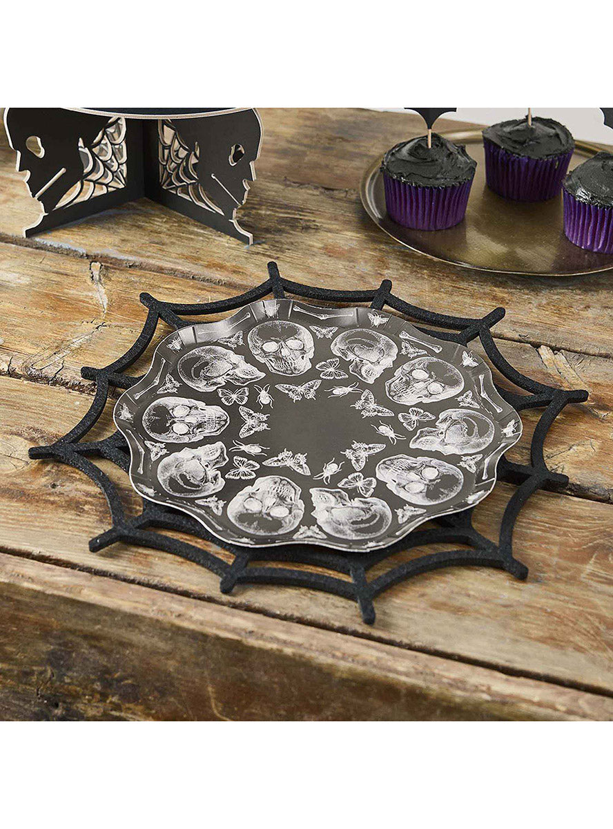 Pack of 8 Creepy Chic Skull Paper Plates - Lifestyle Image 2