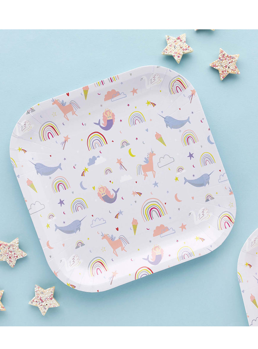 Enchanted 8 Pack Square 23cm Paper Party Plates – Lifestyle Image 1