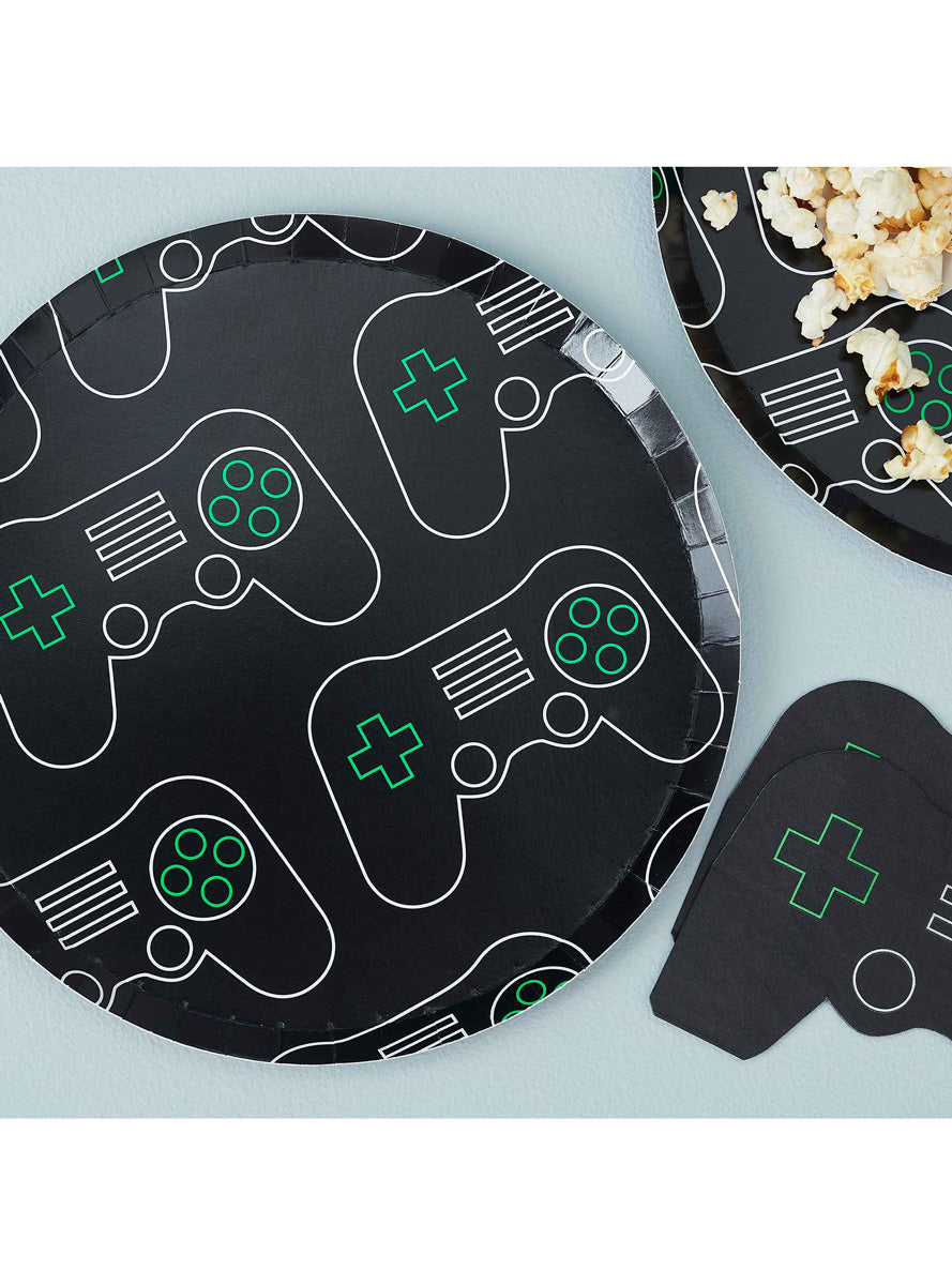 Game Controller Print 8 Pack Round Paper Plates – Lifestyle Image