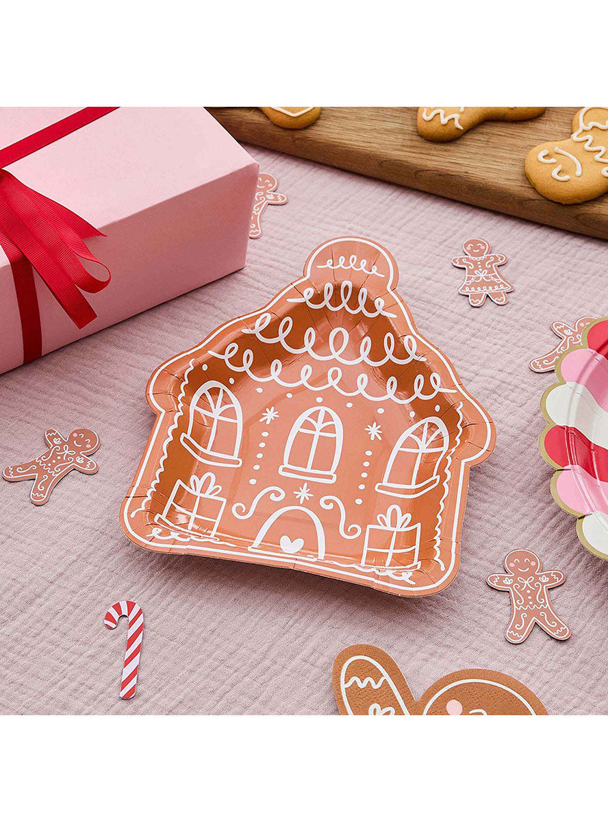 Christmas Gingerbread House Shaped 8 Pack Paper Plates – Lifestyle Image 2