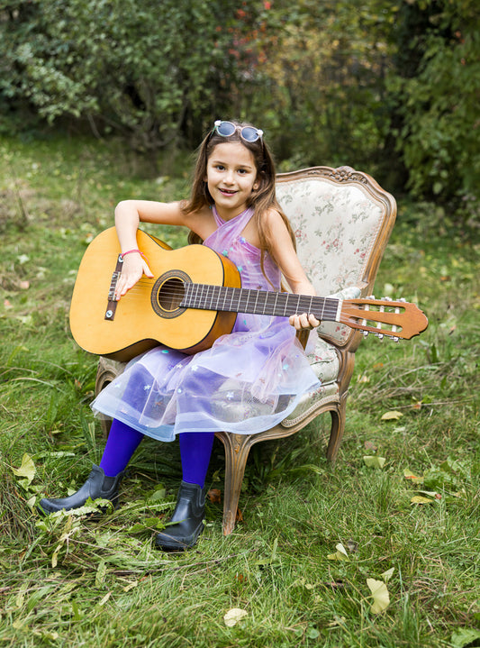 Girls Shimmer Star Lilac Costume - Lifestyle Image 4