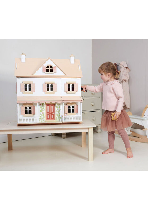 Humming Bird Doll House Childrens Wooden Toy Set - Lifestyle Image 5