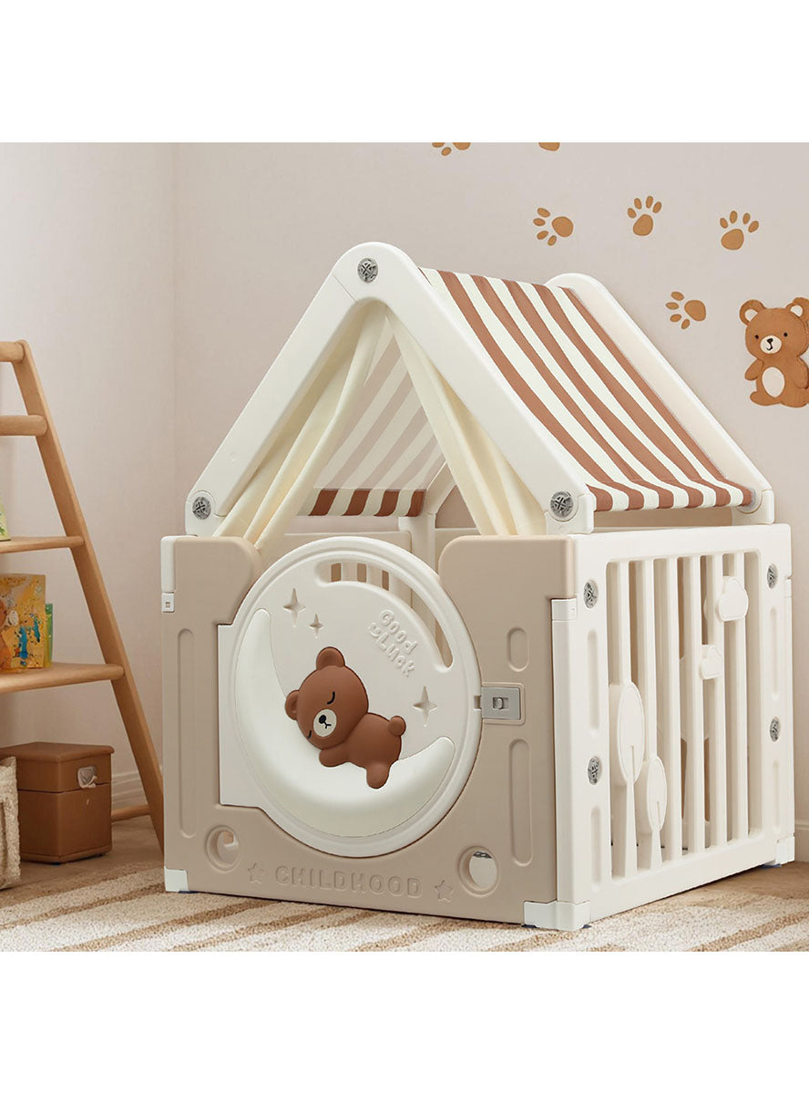 Keezi Kids Brown And White Indoor Plastic Tent Castle Playhouse With Floor Mat And Bear - Lifestyle Image