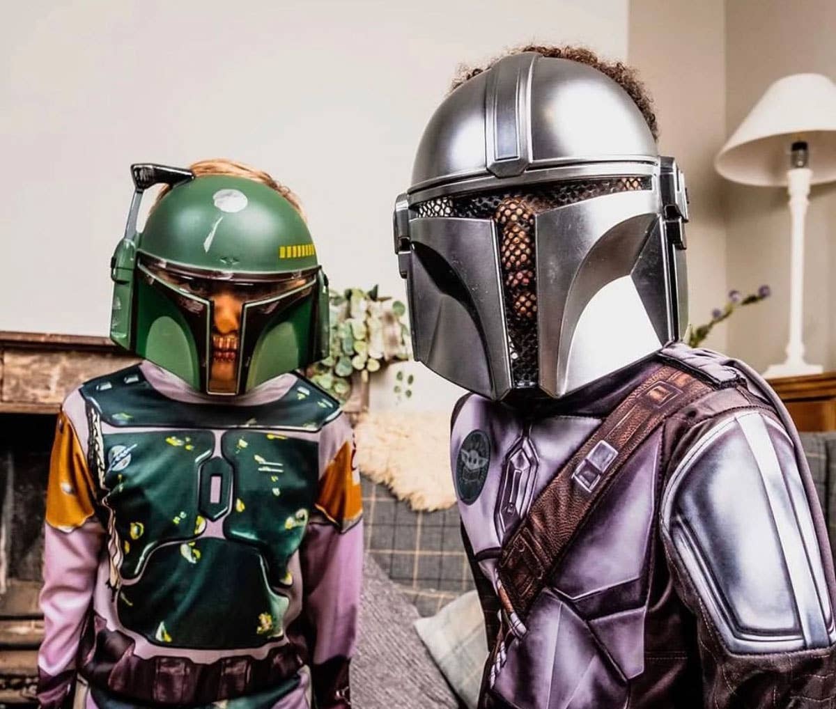 Boba Fett Deluxe Costume for Boys Lifestyle Image 2