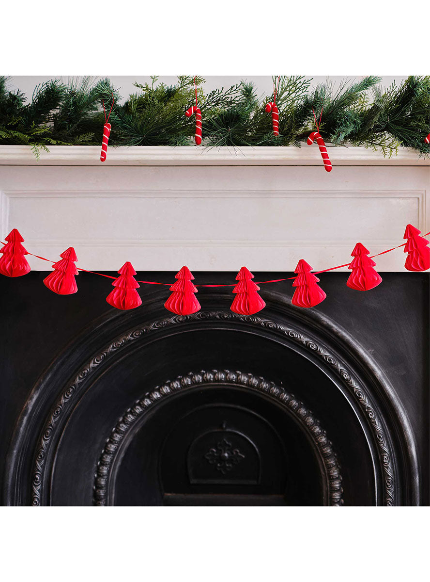 Merry Little Christmas Red Christmas Tree Garland 2m Long – Lifestyle Image