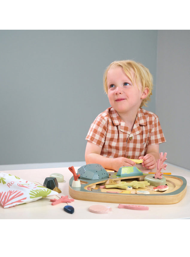 My Little Rock Pool Childrens Wooden Toy Set - Lifestyle Image 1