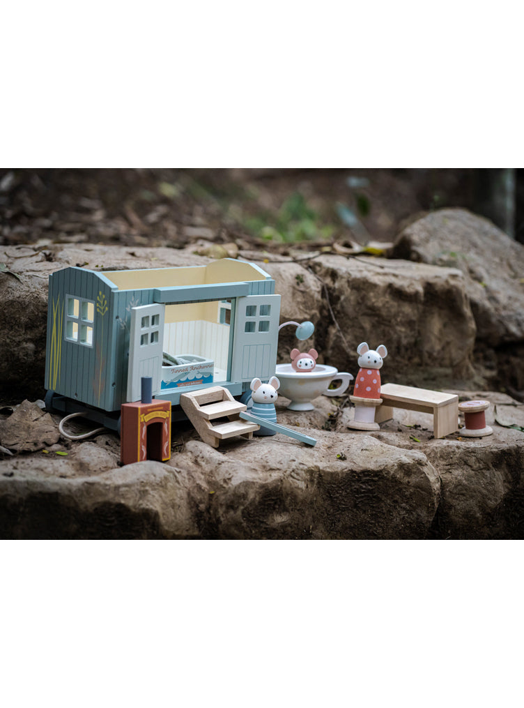 Secret Meadow Shepherds Hut Childrens Wooden Toy Set - Lifestyle Image 7