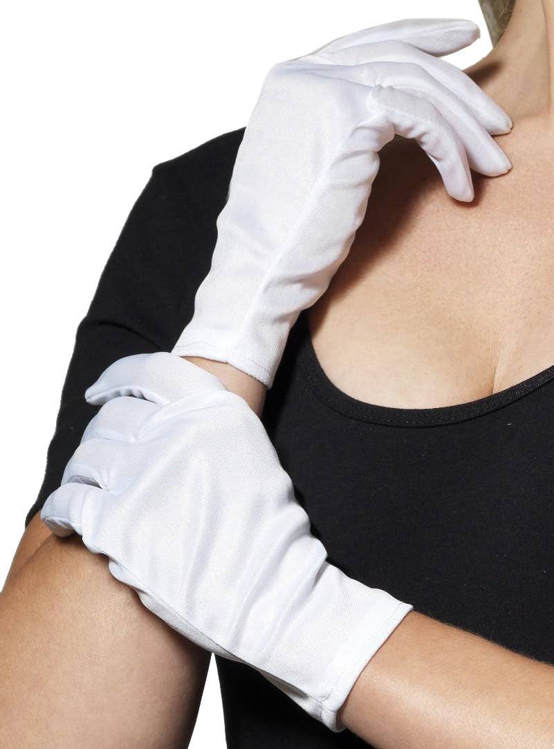 Women's Short White Wrist Length Basic Costume Gloves