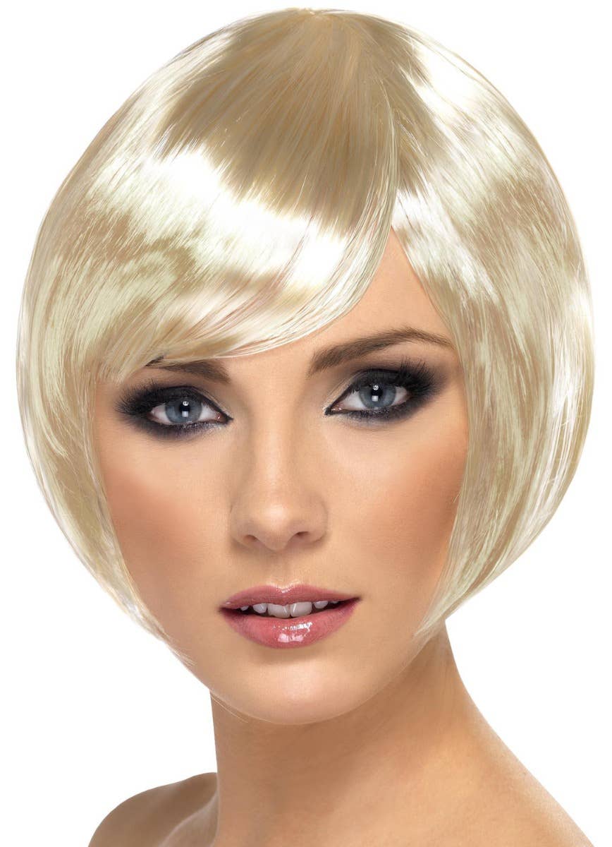 Blonde Babe Women's Fashion Bob Wig Main Image