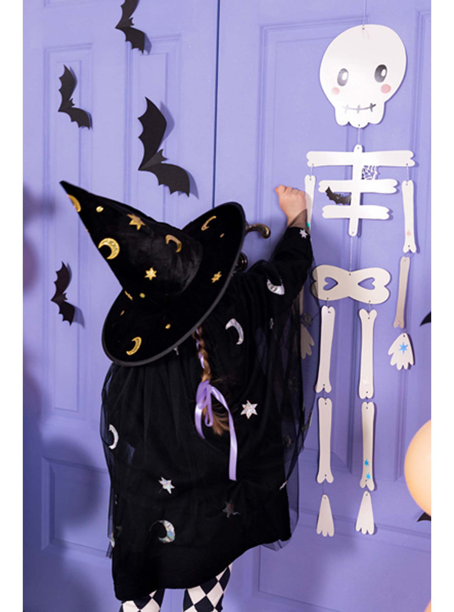 Spooky Friends 110cm Hanging Skeleton Halloween Decoration - Lifestyle Image 2