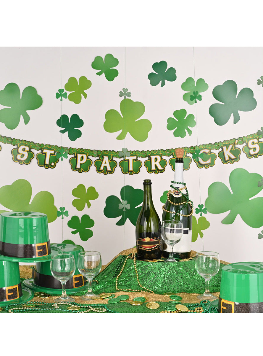 St Patricks Day 6 Pack Green Shamrock Hanging Stringers - Lifestyle Image