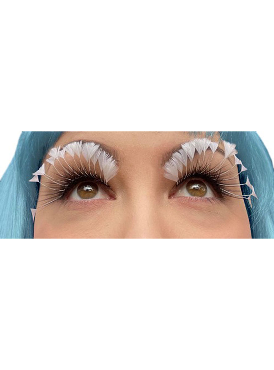Stick On Eyelashes With White Feather Plumes