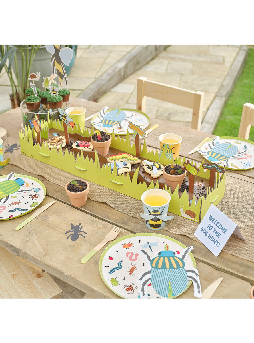 Bugging Out 82 cm Long Party Treat Stand - Lifestyle Image