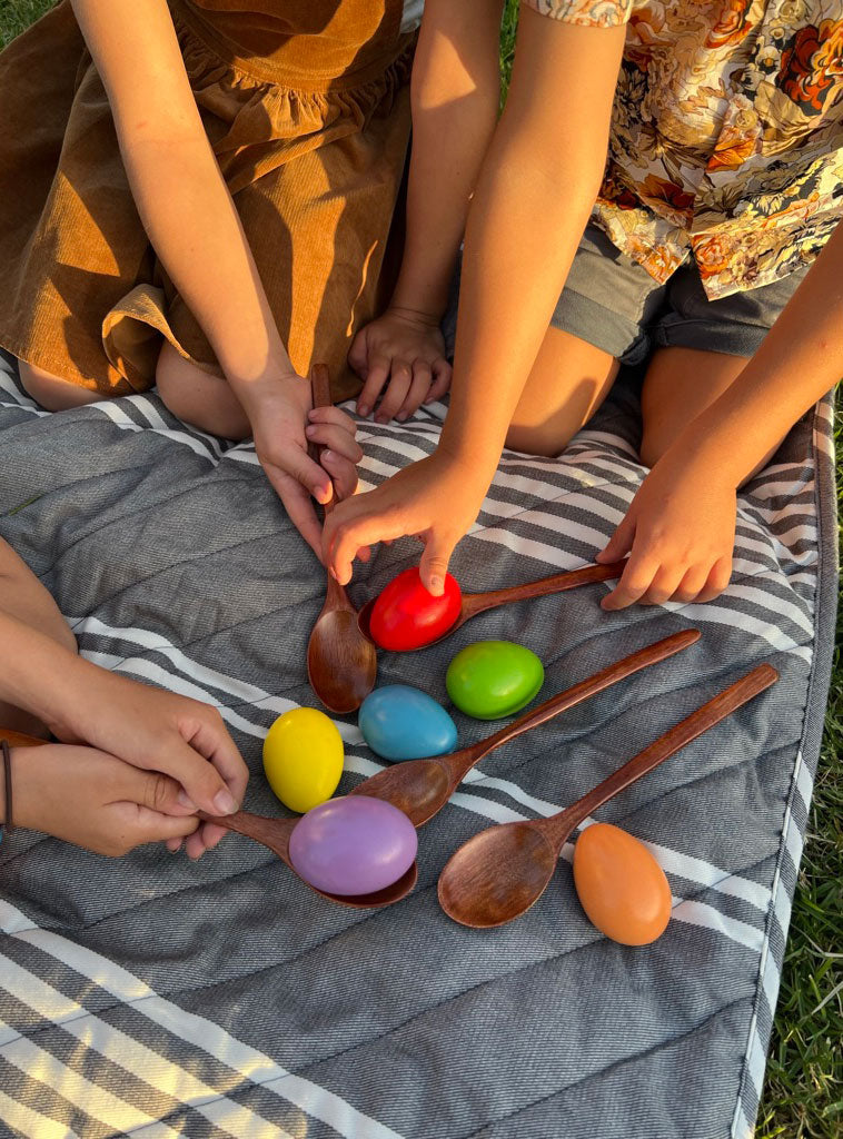 Egg And Spoon And Sack Races Outdoor Party Game Kit - Lifestyle Image 3