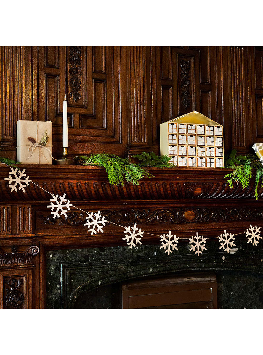 Wooden Snowflake Christmas Garland - Lifestyle Image