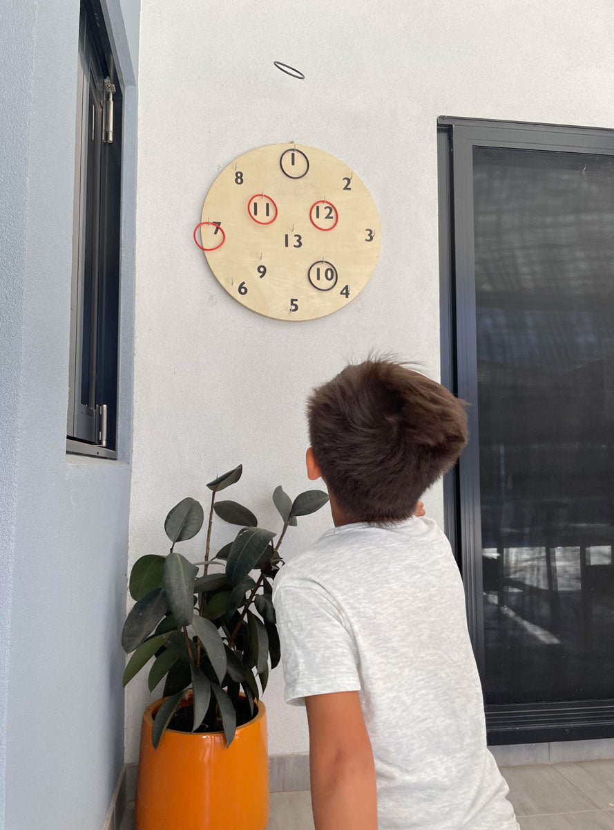 Giant Hookey Ring Toss 68cm Wooden Outdoor Game - Lifestyle Image 3