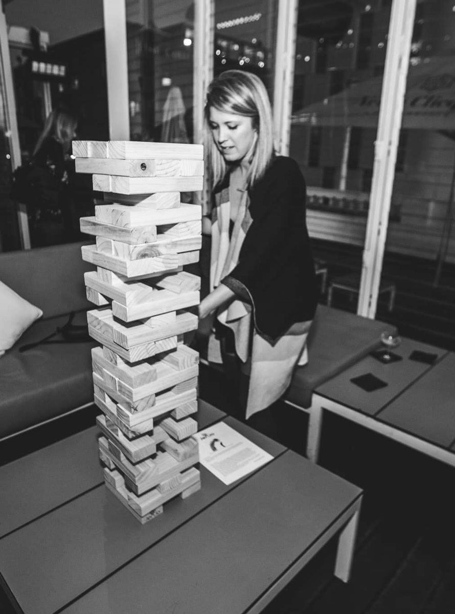 Giant Jenjo 63cm Wooden Block Outdoor Game - Lifestyle Image 3