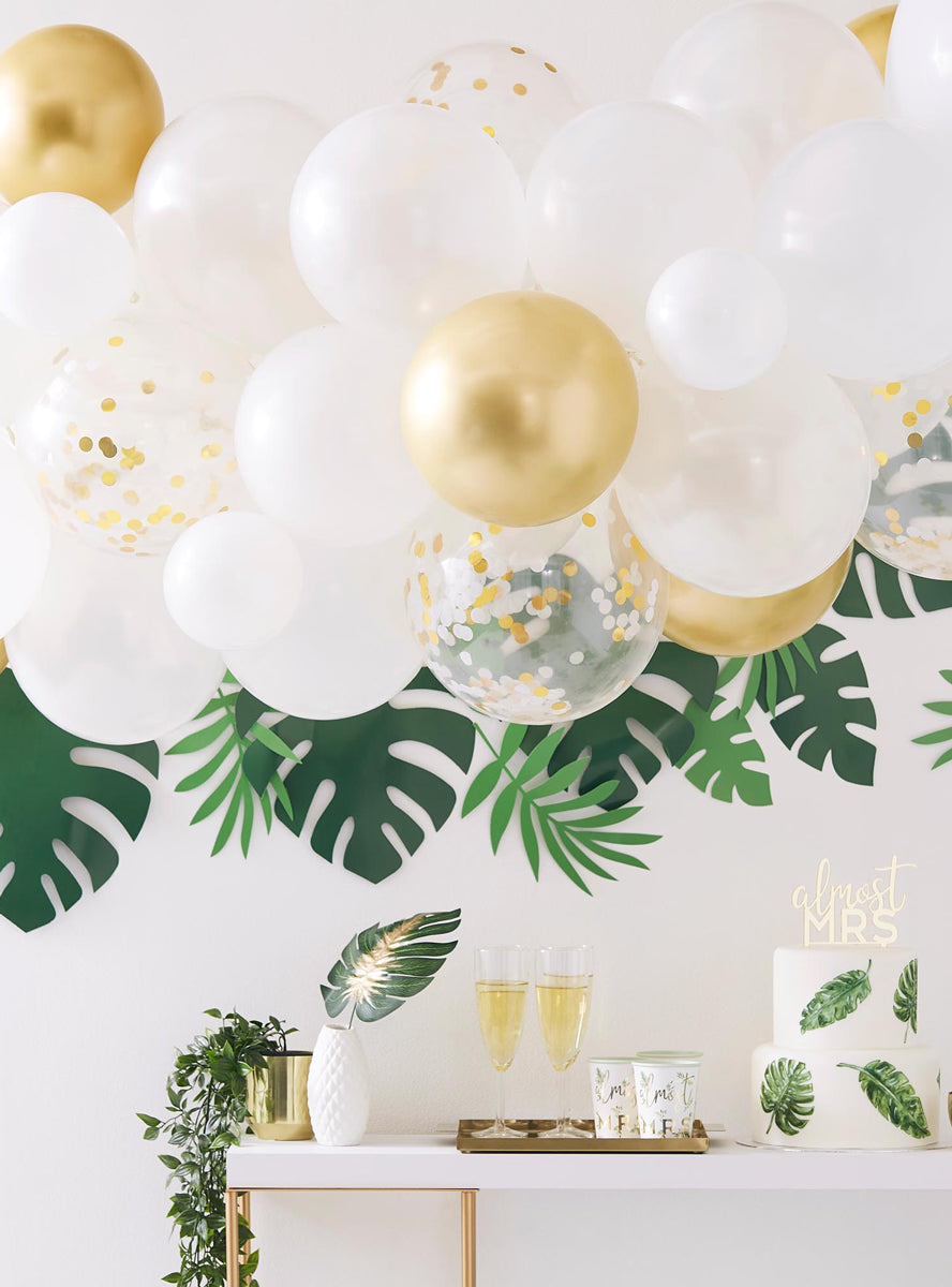 diy latex white and gold balloon arch for wedding - alternative image