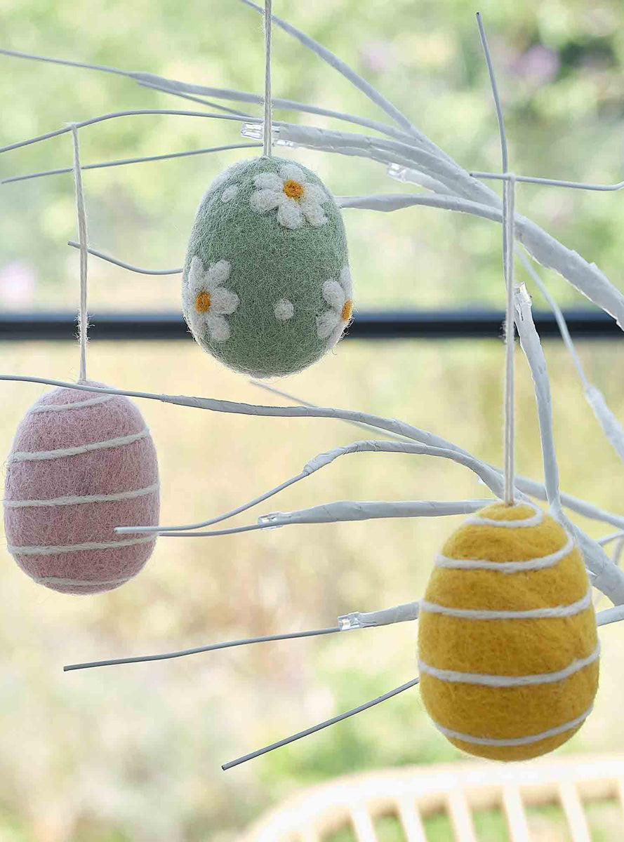 Hop Hop Hooray 3 Pack Felted Easter Egg Decorations – Close Image