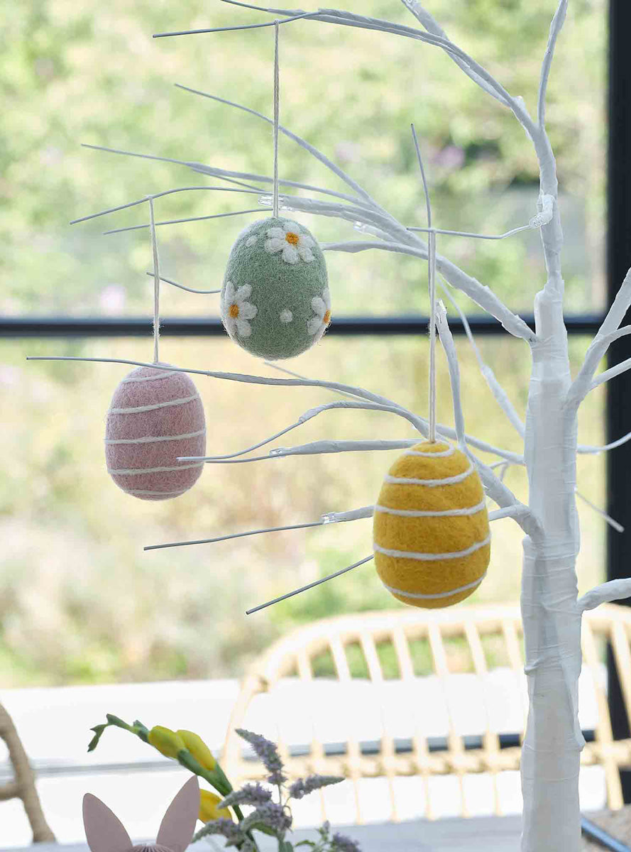 Hop Hop Hooray 3 Pack Felted Easter Egg Decorations – Lifestyle Image