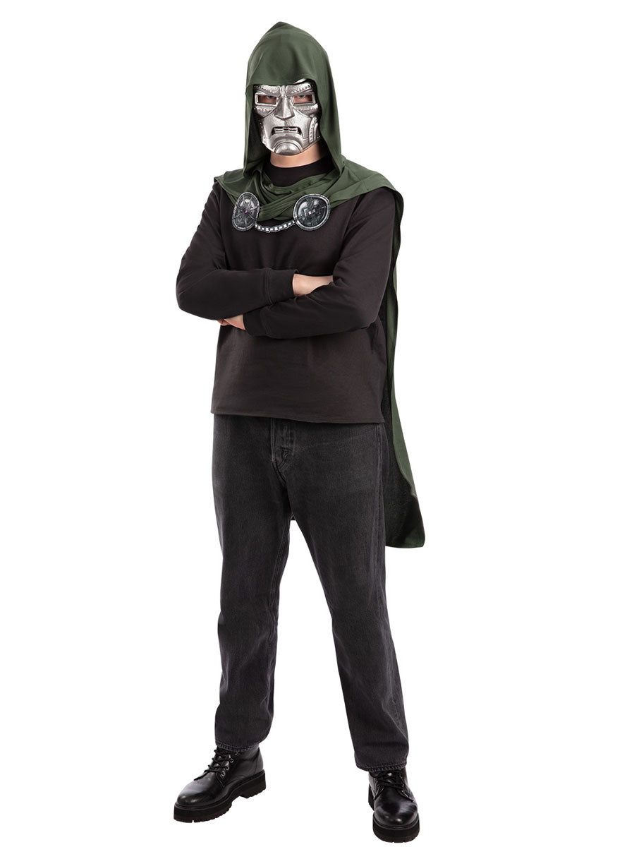 Marvel Doomsday Mens Dr Doom Cape And Mask Costume Set - Alternative Image 3