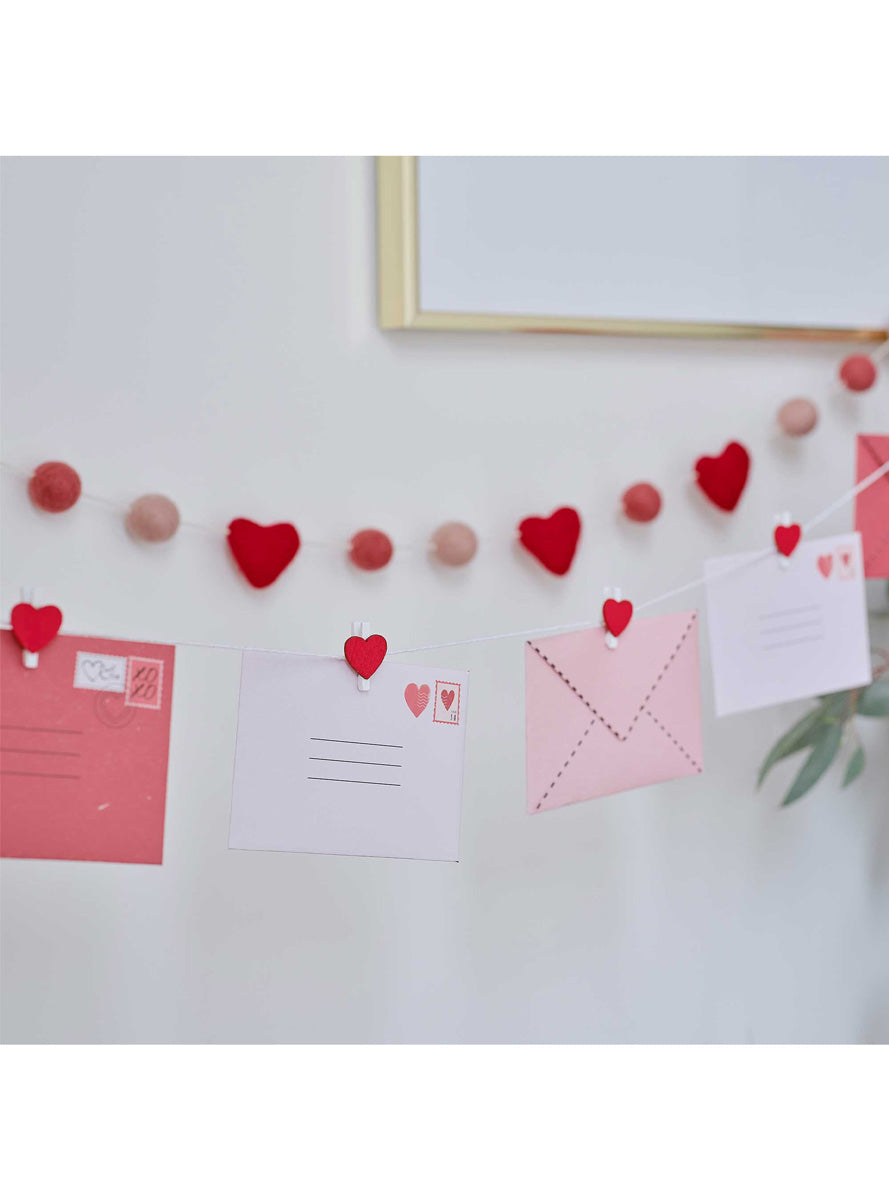 Parisian Love 150cm Wooden Love Note Bunting - Lifestyle Image 2