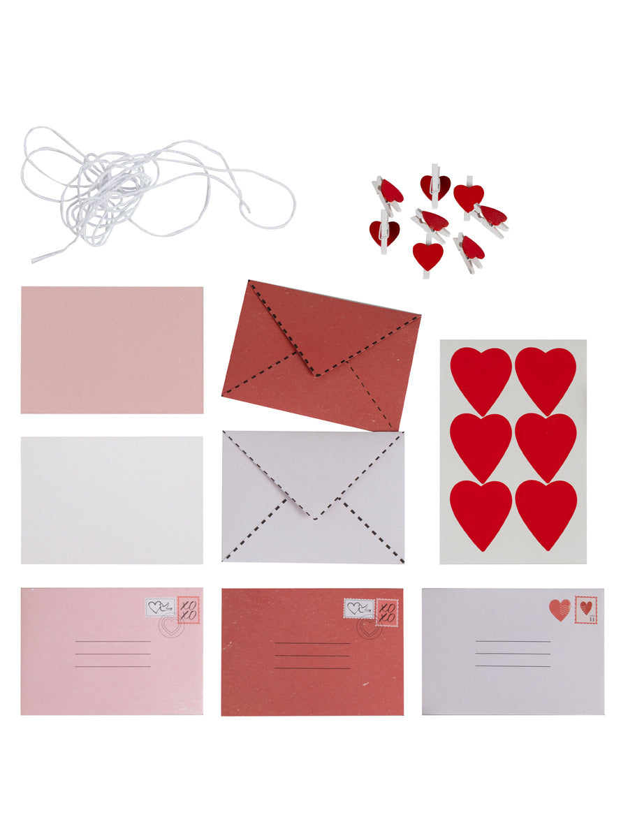 Parisian Love 150cm Wooden Love Note Bunting - Main Image