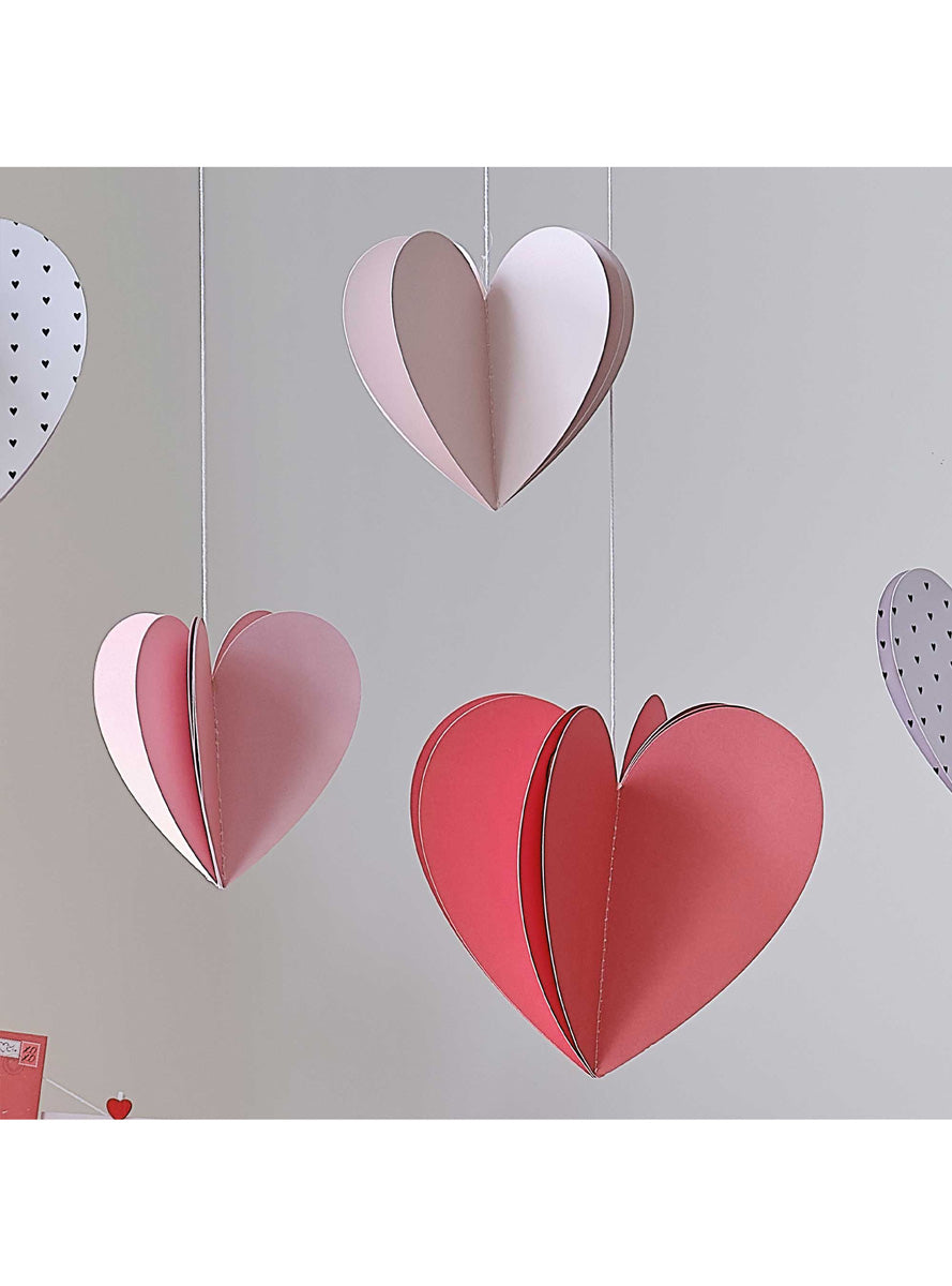 Parisian Love 5 Pack Hanging Heart Decorations - Close Image