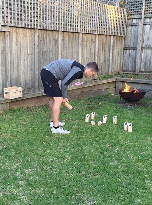 Scatter Throw Wooden Lawn Game - Lifestyle Image 1
