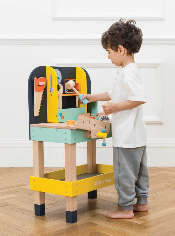 Alexs Toy Work Bench Childrens Wooden Play Set - Lifestyle Image 5