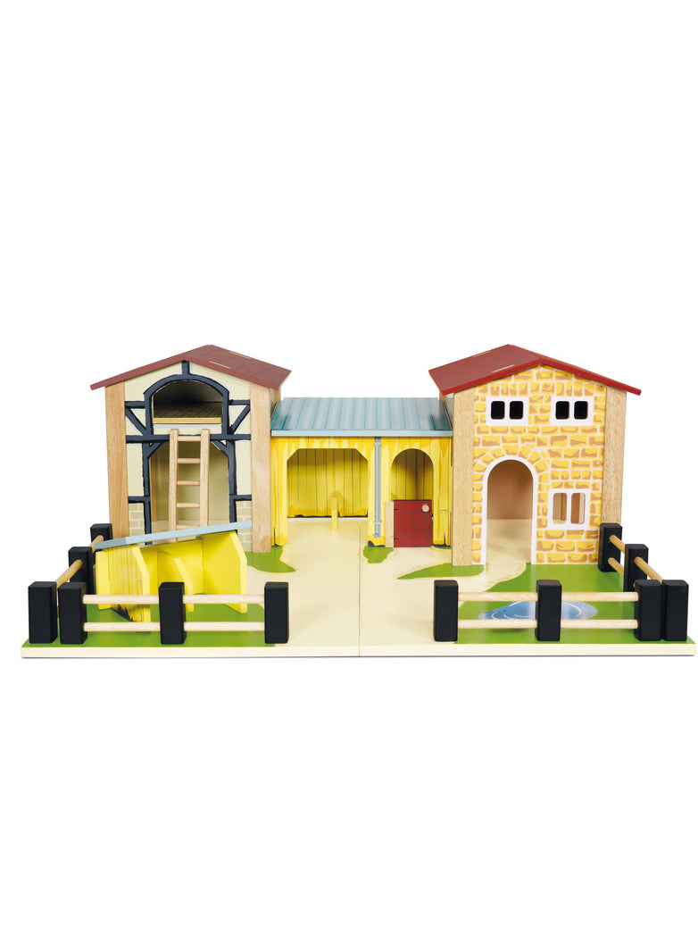 Childrens Wooden Farmyard Toy - Front Image