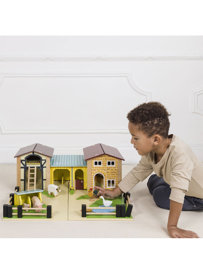 Childrens Wooden Farmyard Toy - Lifestyle Image