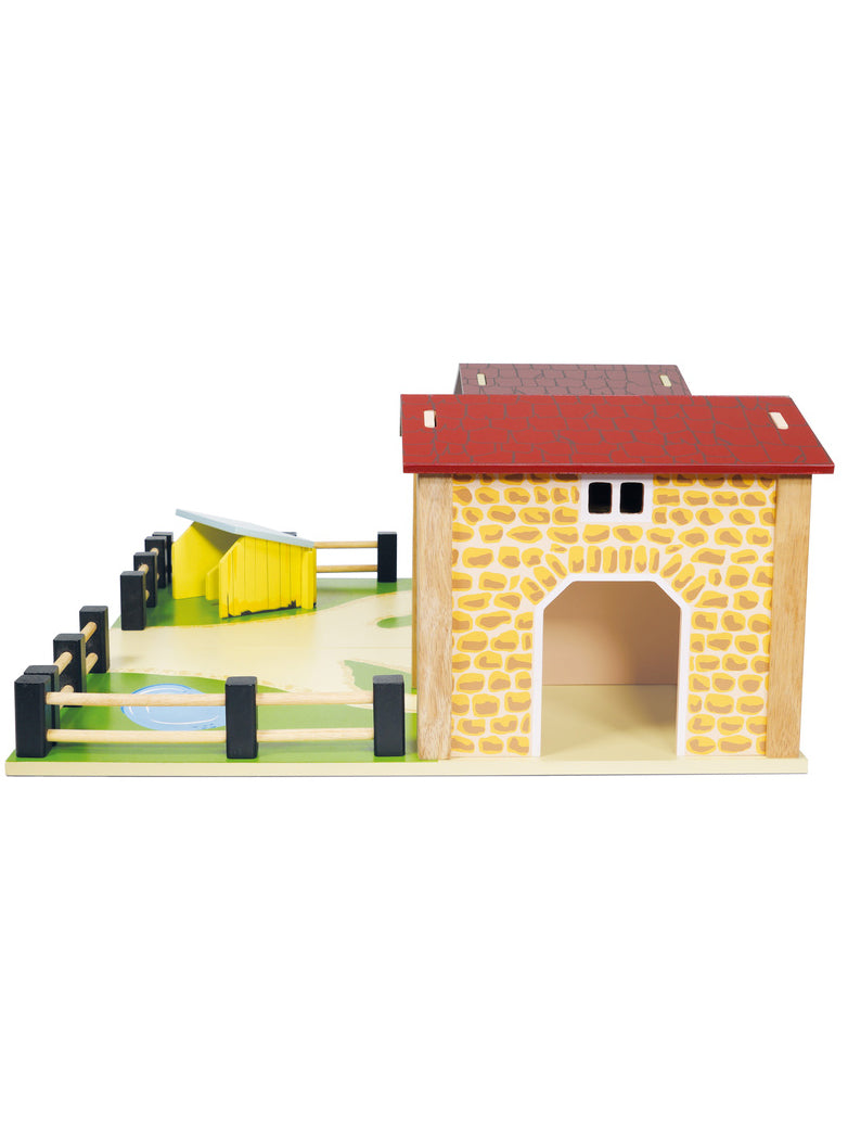 Childrens Wooden Farmyard Toy - Side Image 2