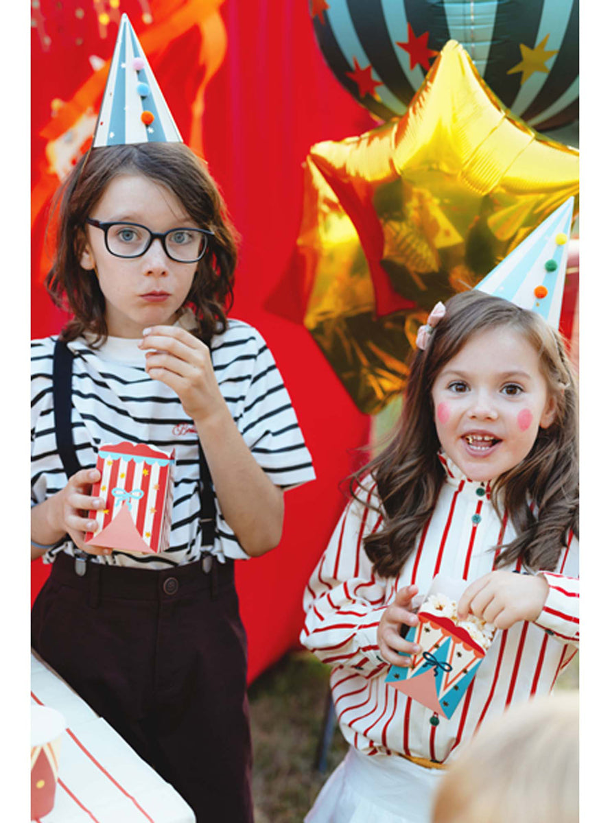 Circus Party 6 Pack 11cm Snack Boxes — Lifestyle Image 3