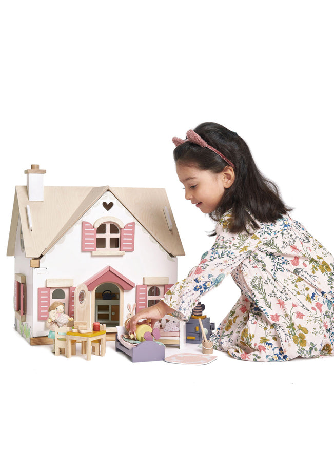 Cottontail Cottage Childrens Wooden Doll House - Lifestyle Image 1