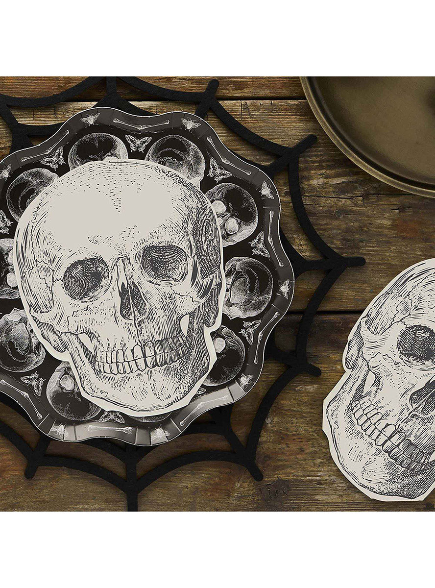 Pack of 16 Creepy Chic Paper Napkins - Lifestyle Image