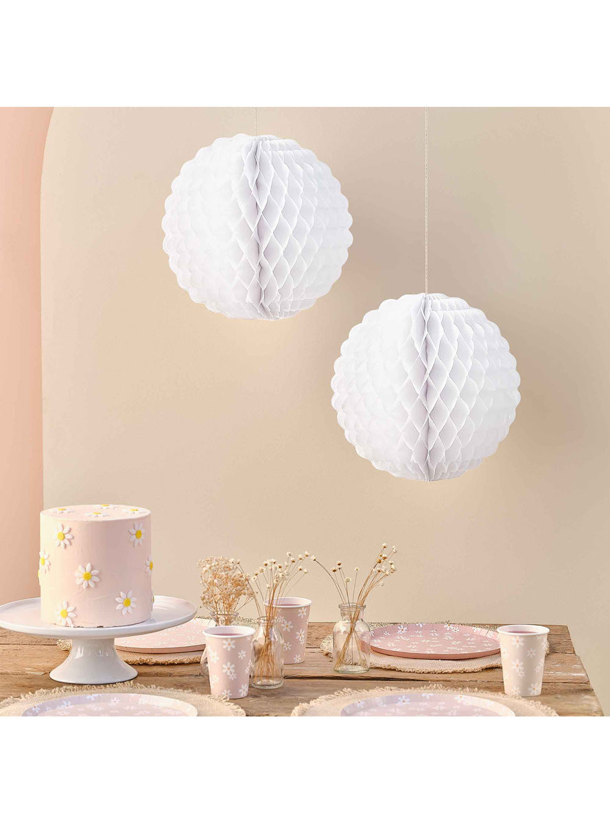 Ditsy Daisy 2 Pack White Hanging Honeycomb Decorations – Lifestyle Image