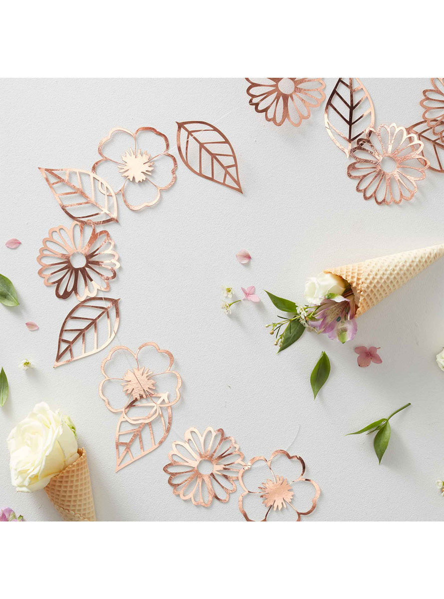 Ditsy Floral Rose Gold 3m Flower and Leaf Garland – Main Image