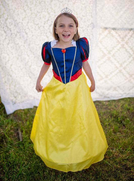 Fairytale Princess Girls Snow White Costume - Lifestyle Image 4