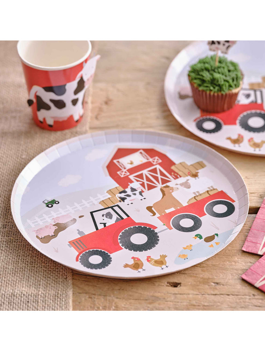 Farm Friends 8 Pack Round Paper Plates – Lifestyle Image