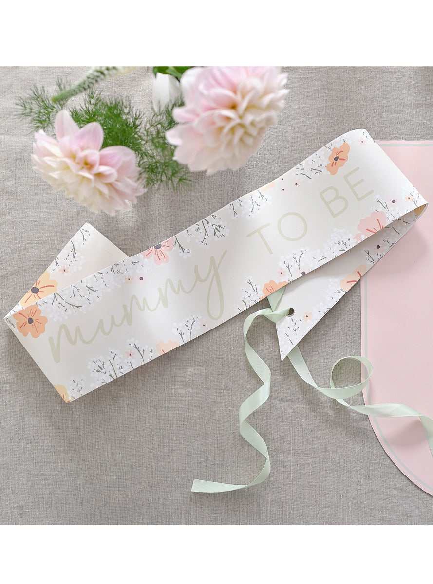 Floral Mummy to Be Baby Shower Sash – Lifestyle Image